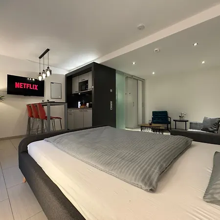 Ferienwohnung Schwarzwaldblick By Rabe - Netflix & Kaffee-Bar & Parkplatz Karlsruhe Exterior foto